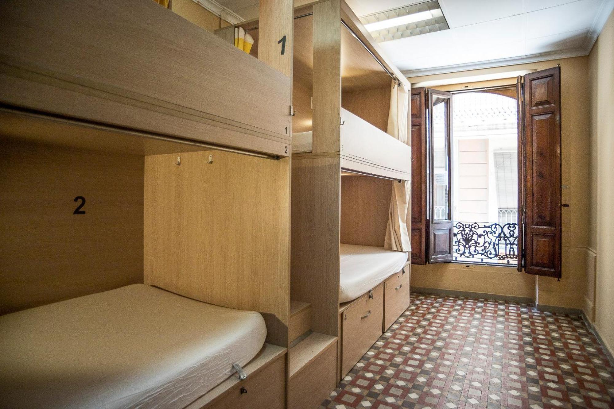 Bunk Bed Bed Female Dormitory Room